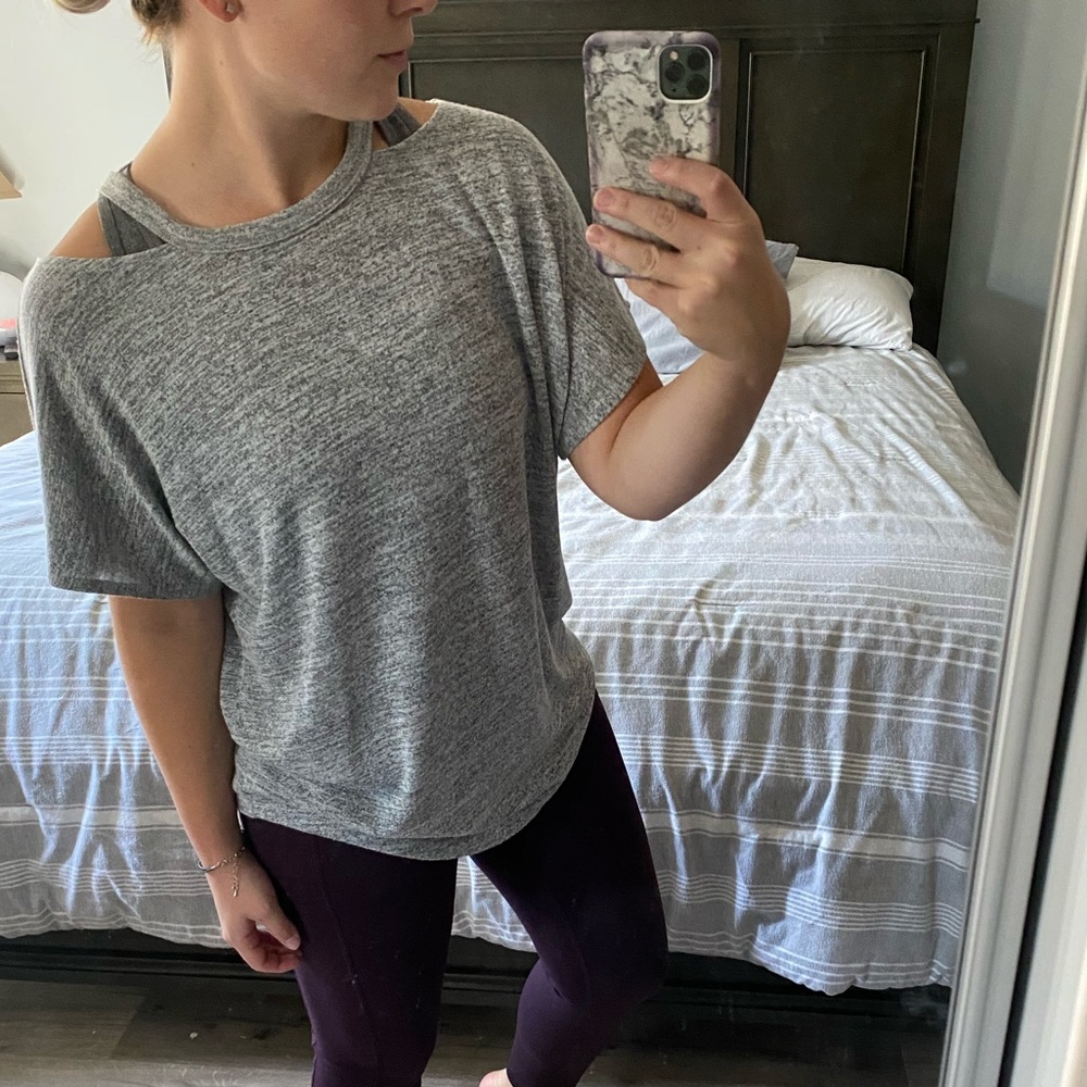 Xersion womens crew neck